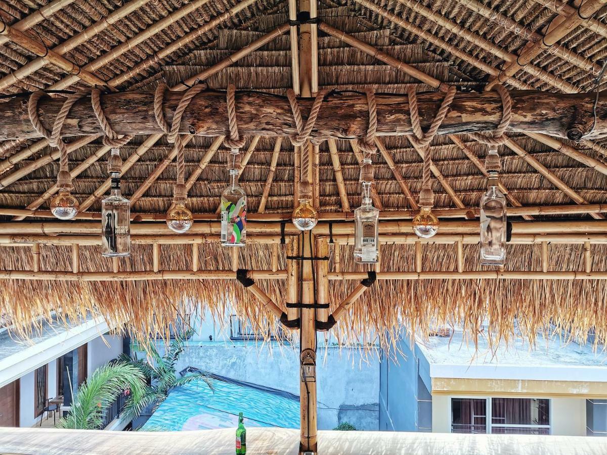 Nuka Beach Inn Кута Екстер'єр фото